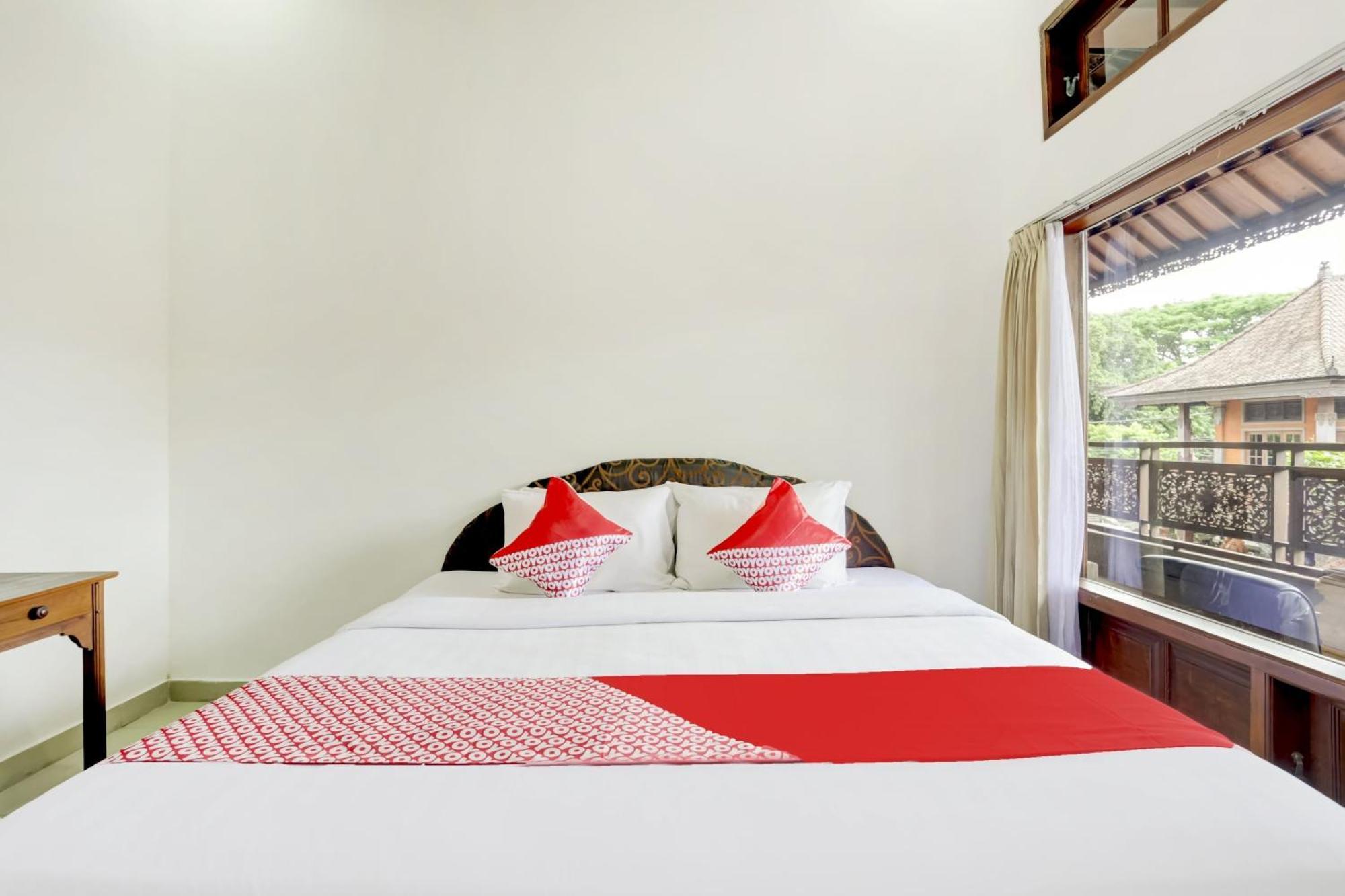 OYO 3261 Hotel Ratu Denpasa Buitenkant foto