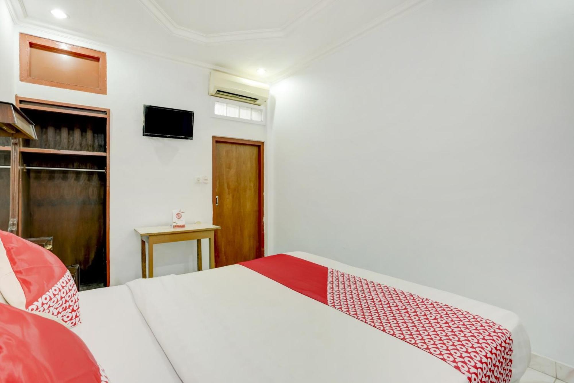 OYO 3261 Hotel Ratu Denpasa Buitenkant foto