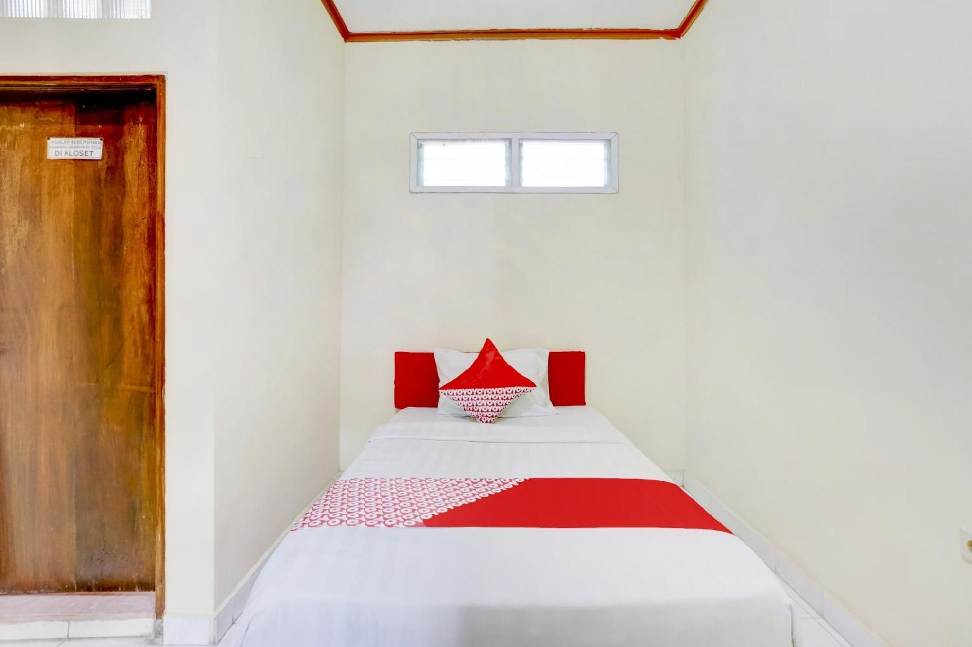 OYO 3261 Hotel Ratu Denpasa Buitenkant foto
