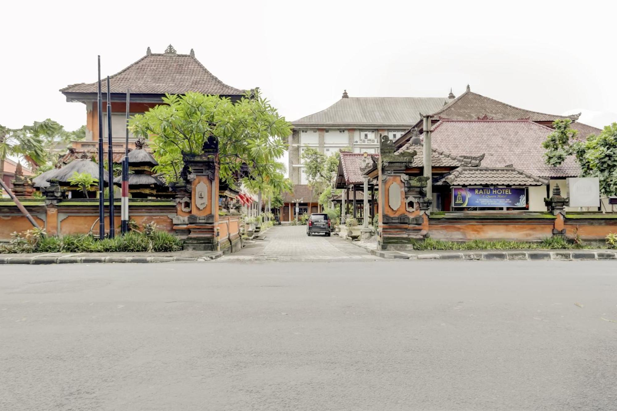 OYO 3261 Hotel Ratu Denpasa Buitenkant foto