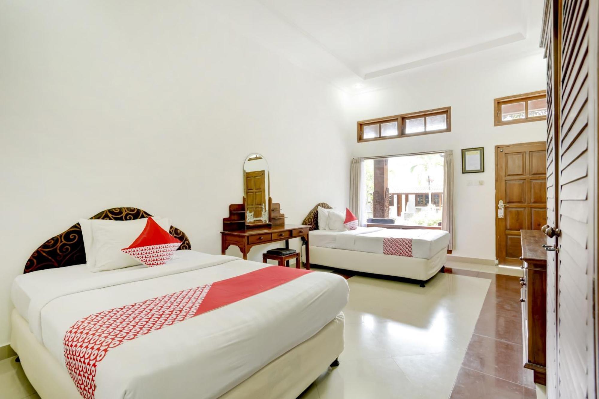 OYO 3261 Hotel Ratu Denpasa Buitenkant foto